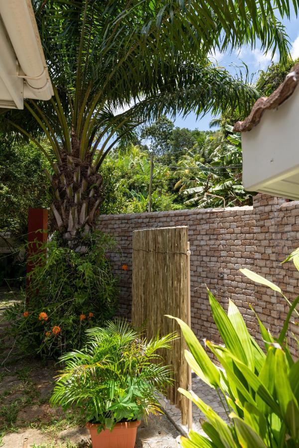 Ixora Villa Anse Royale Bagian luar foto